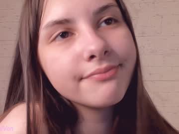 webcam girl iliziamain today image #1603187