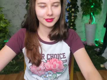 webcam girl carolineprise today image #646202