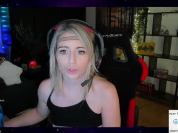 webcam girl kimilee22 today image #2766168