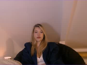 webcam girl bitter_moon today image #3549024