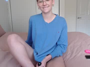 webcam girl maree_eee today image #1052685