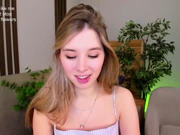 webcam girl milablush today image #3590386