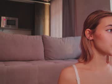 webcam girl angella_kleee today image #3336852