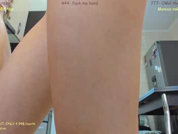 webcam girl sophydiva today image #3394625