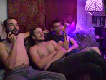 webcam man hollandhousestudios today image #975355