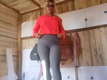 webcam couple iuliana32 today image #358913