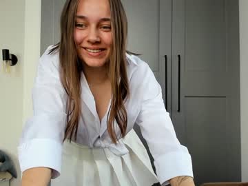 webcam girl eleonora_linn today image #2083907