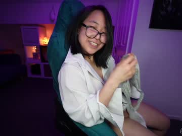 webcam girl naughtynerdygirl today image #3589874