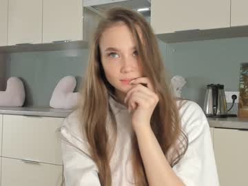 webcam girl miaaperry today image #3792398