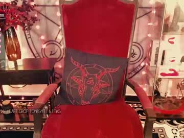 webcam girl lilithdarque today image #1141188