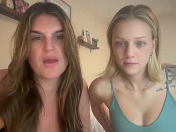 webcam couple laineexjade today image #4049765