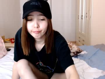 webcam girl ari_willow today image #1300347