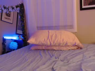 webcam girl raspberryallie today image #1384451