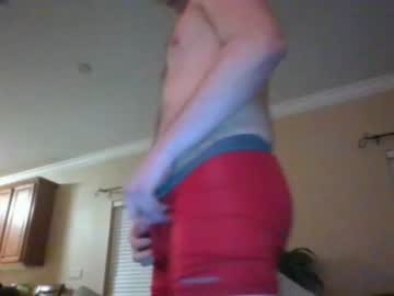 webcam man hockeystar96 today image #773367