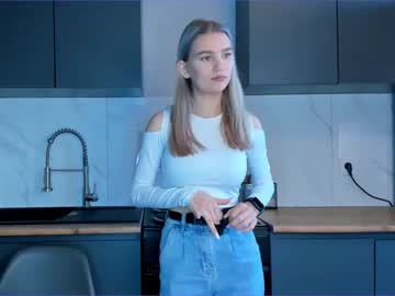 webcam girl lilianheap today image #4011470