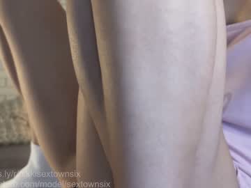 webcam couple sextownsix today image #2995367