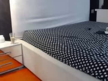 webcam girl carmela_fox today image #689565