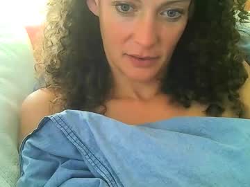webcam girl milflucy today image #1524518