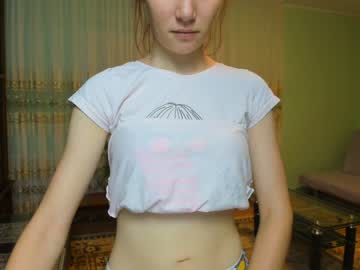 webcam girl inwardly_beautyy today image #2460532