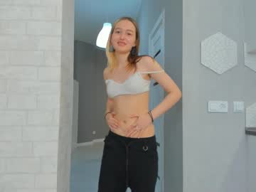 webcam girl clovergrindell today image #4006518