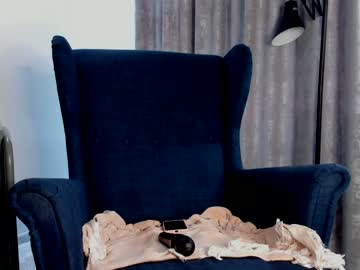 webcam girl saintlyn today image #2949677