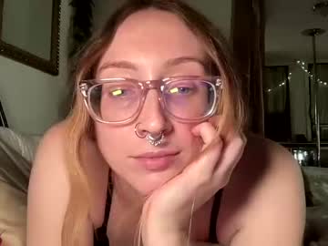 webcam girl devonbaby22 today image #4015845