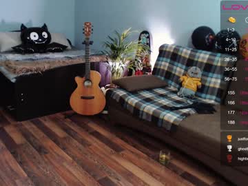 webcam couple bananya_kitty today image #610088