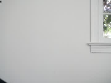 webcam girl ellaa91 today image #3698876