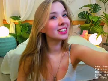 webcam girl milablush today image #3305035