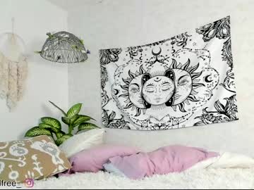 webcam girl grettabenett_ today image #3190844