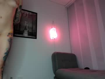 webcam girl gia_baker today image #1541941