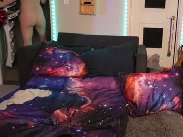 webcam couple width_of_a_peach today image #1850888