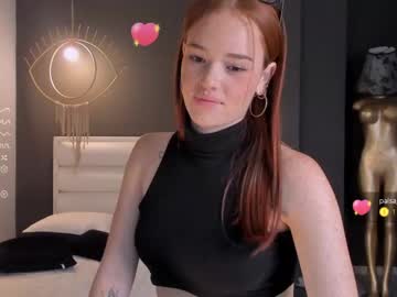 webcam girl corinnerusso today image #3974361