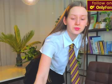webcam girl toxl today image #1345498