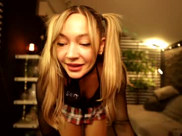 webcam girl fantasystudiox today image #2788907