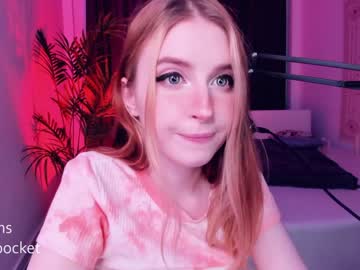 webcam girl pocketrocket_ today image #855561