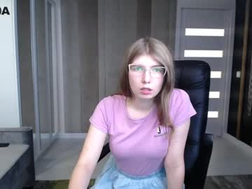 webcam girl annie_lil today image #183