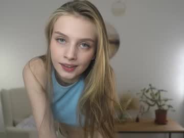 webcam girl typhoongirl today image #4067548