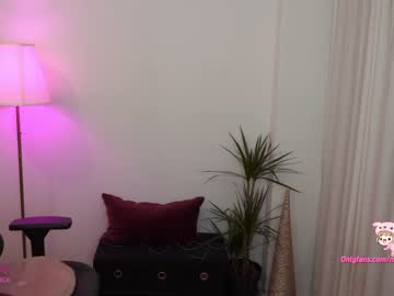 webcam girl yours_anastasia today image #1201613