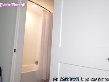webcam girl evelynpiers today image #2009228