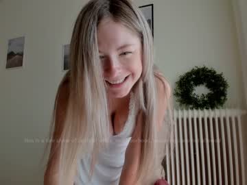 webcam girl bestgirl_ofthe_neighborhood today image #107111