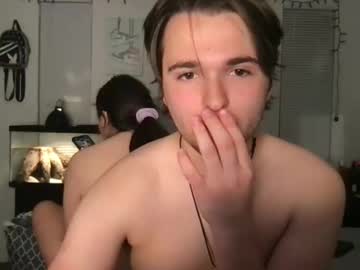 webcam couple mattythomas69 today image #4021152