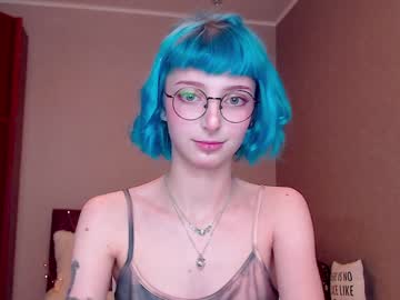 webcam girl lit1le_kitty_ today image #868504