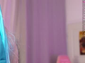 webcam girl holliwould_ today image #3798591