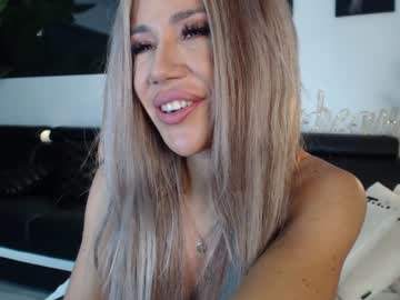 webcam girl marrylouanne today image #520863