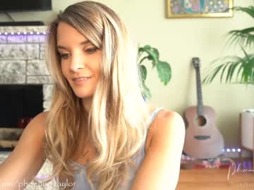 webcam girl phoenix_taylor today image #1662152