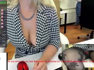 webcam couple milf_viktoria today image #841711