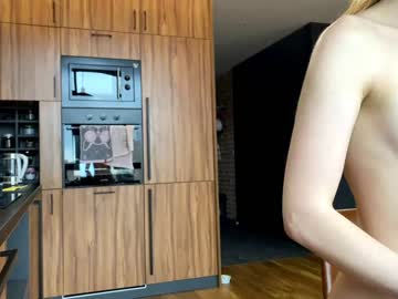 webcam girl fit_family today image #3912042