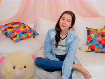 webcam girl carolineprise today image #703618