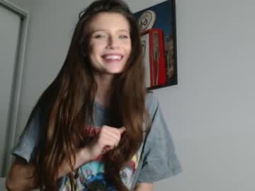 webcam girl isia_slay today image #2357371